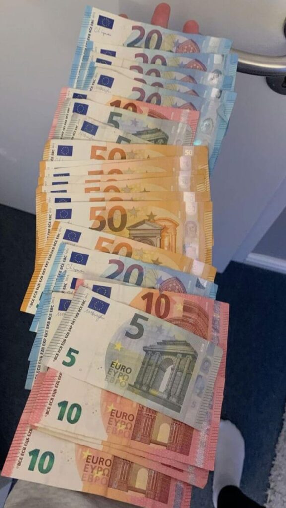 Where-can-I-buy-fake-money